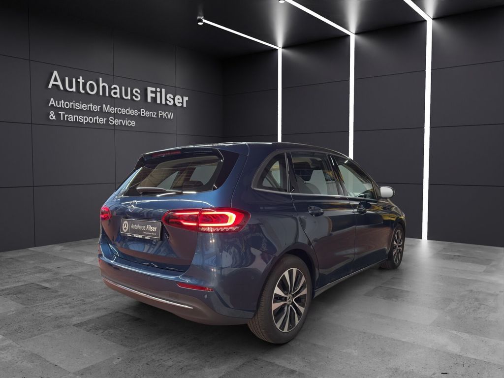 Mercedes-Benz B 220 2021