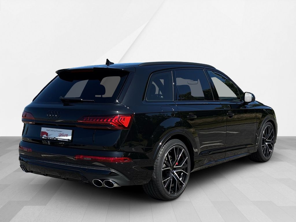 Audi SQ7 2025