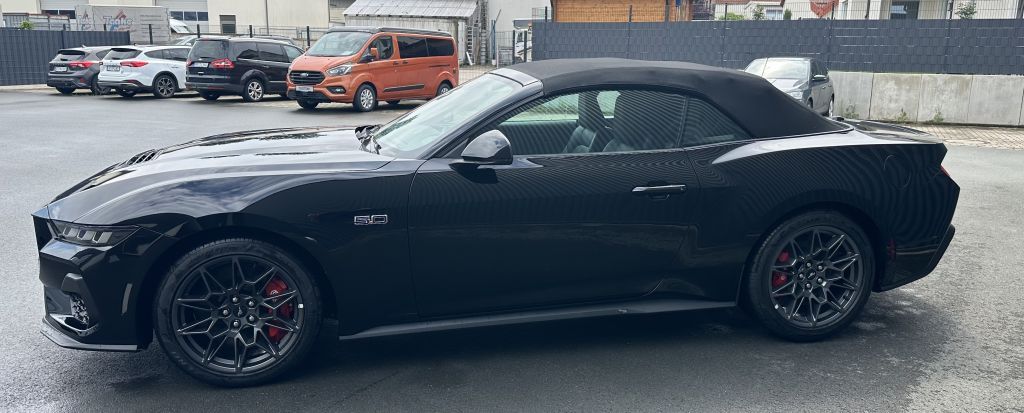 Ford Mustang 2025