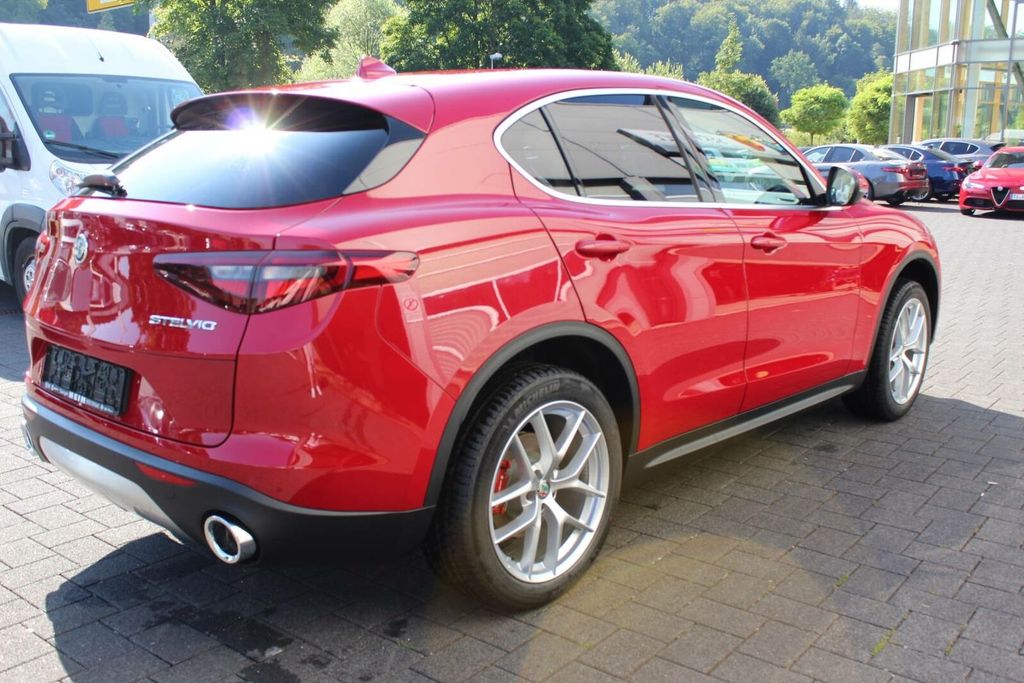 Alfa Romeo Stelvio 2019