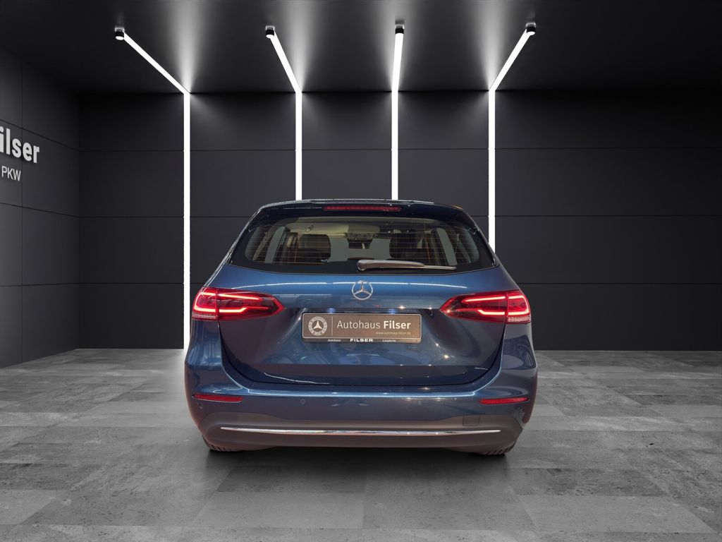 Mercedes-Benz B 220 2021