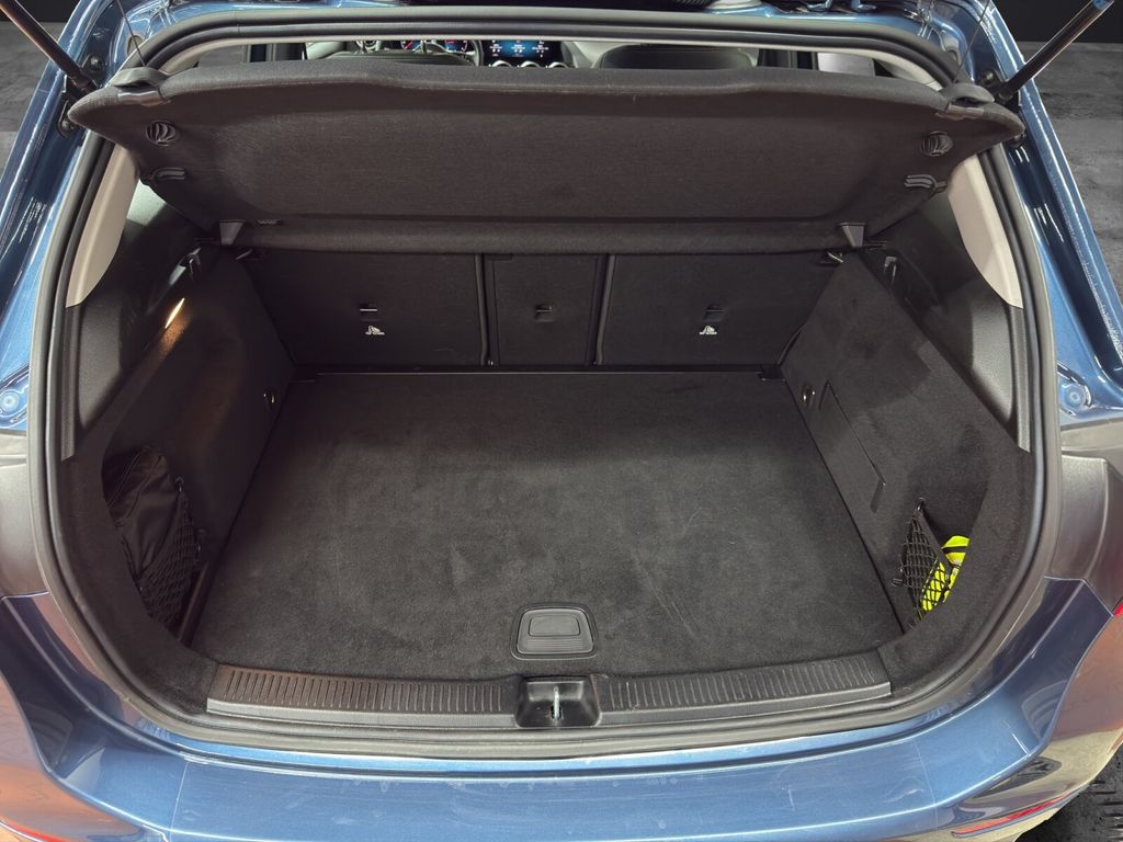 Mercedes-Benz B 220 2021