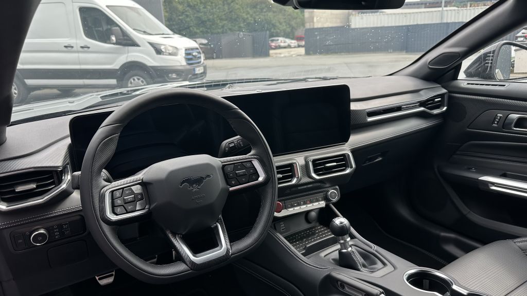 Ford Mustang 2025