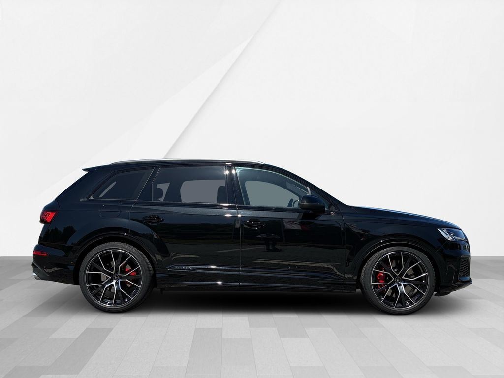 Audi SQ7 2025