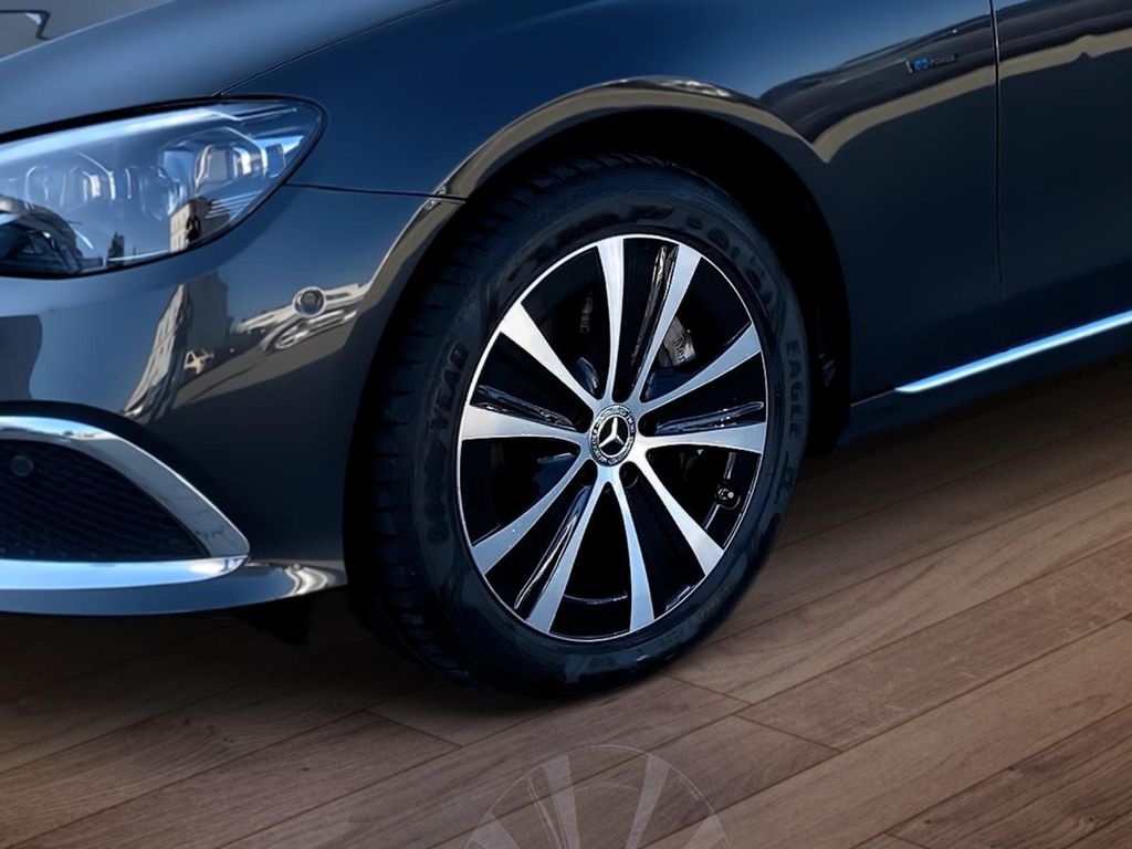 Mercedes-Benz E 300 2021