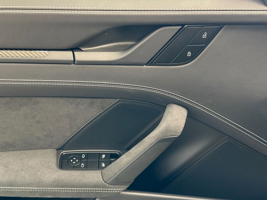 Porsche 992 2023