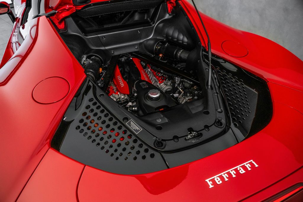 Ferrari SF90 2023