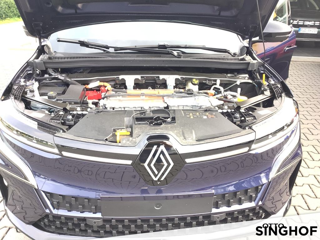 Renault Megane E-TECH 2023