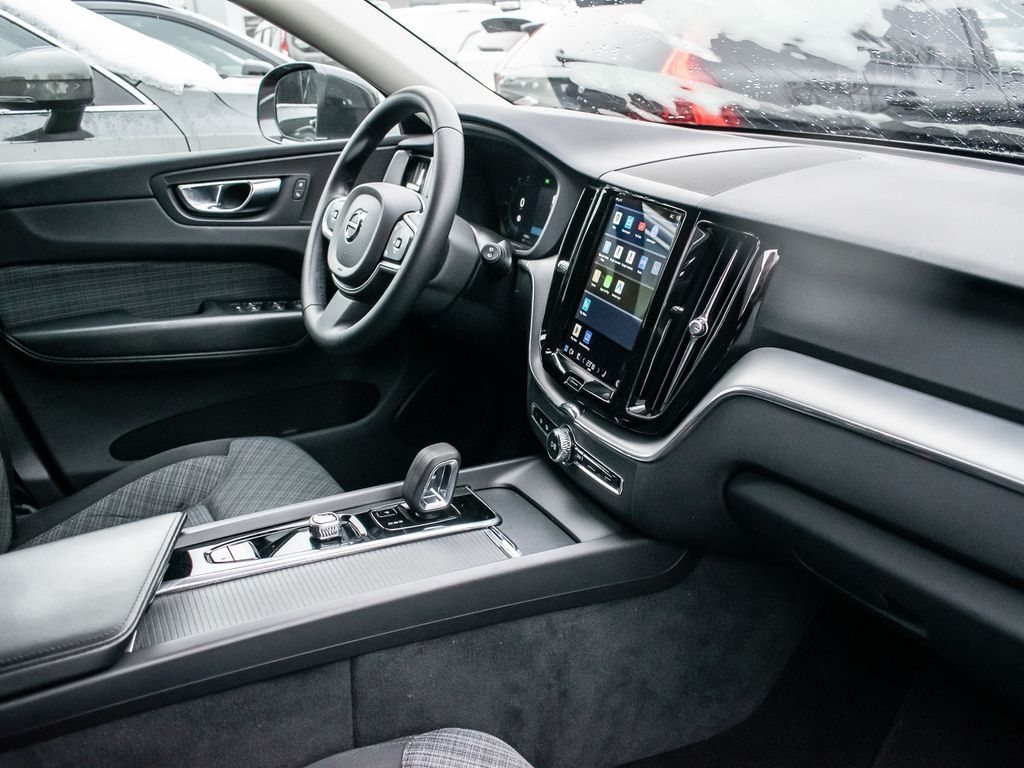 Volvo XC60 2022