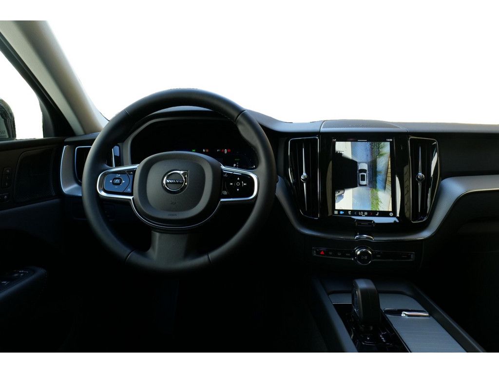 Volvo XC60 2025