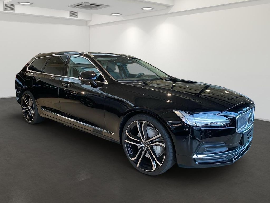 Volvo V90 2024