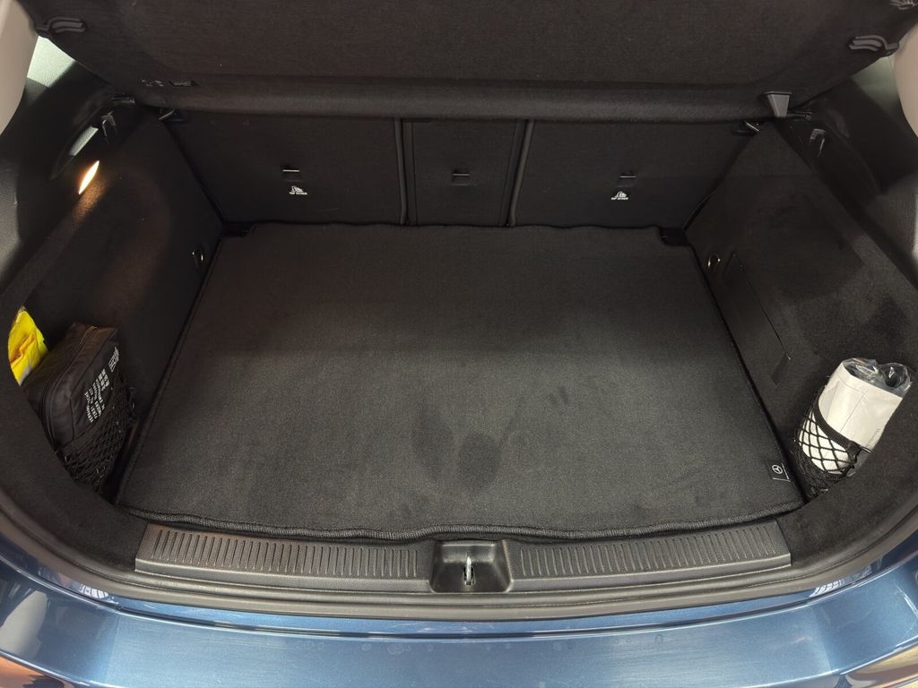 Mercedes-Benz B 220 2021