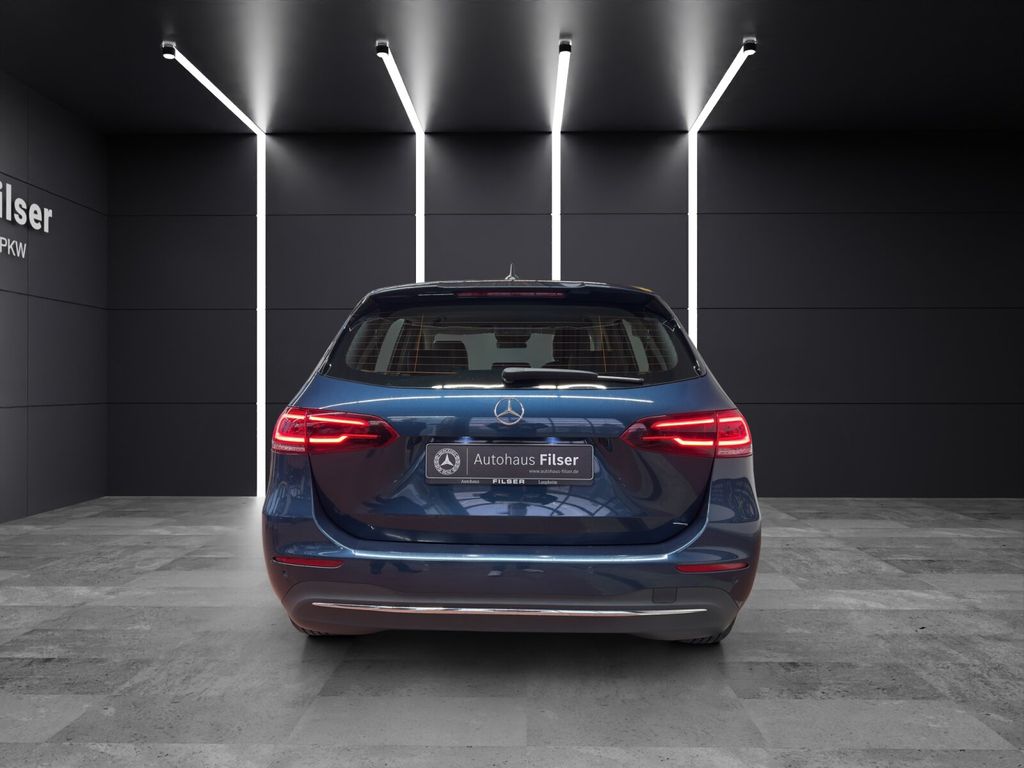 Mercedes-Benz B 220 2021