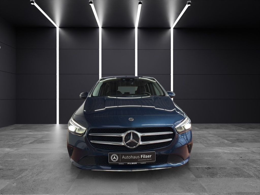 Mercedes-Benz B 220 2021