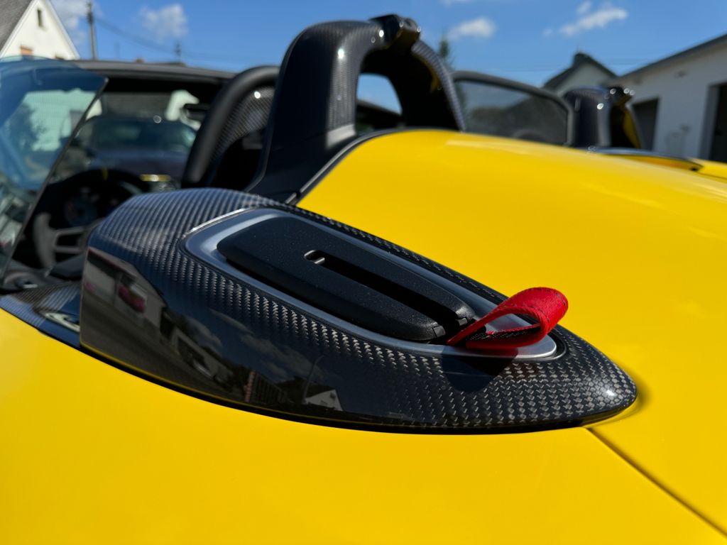 Porsche Boxster 2024