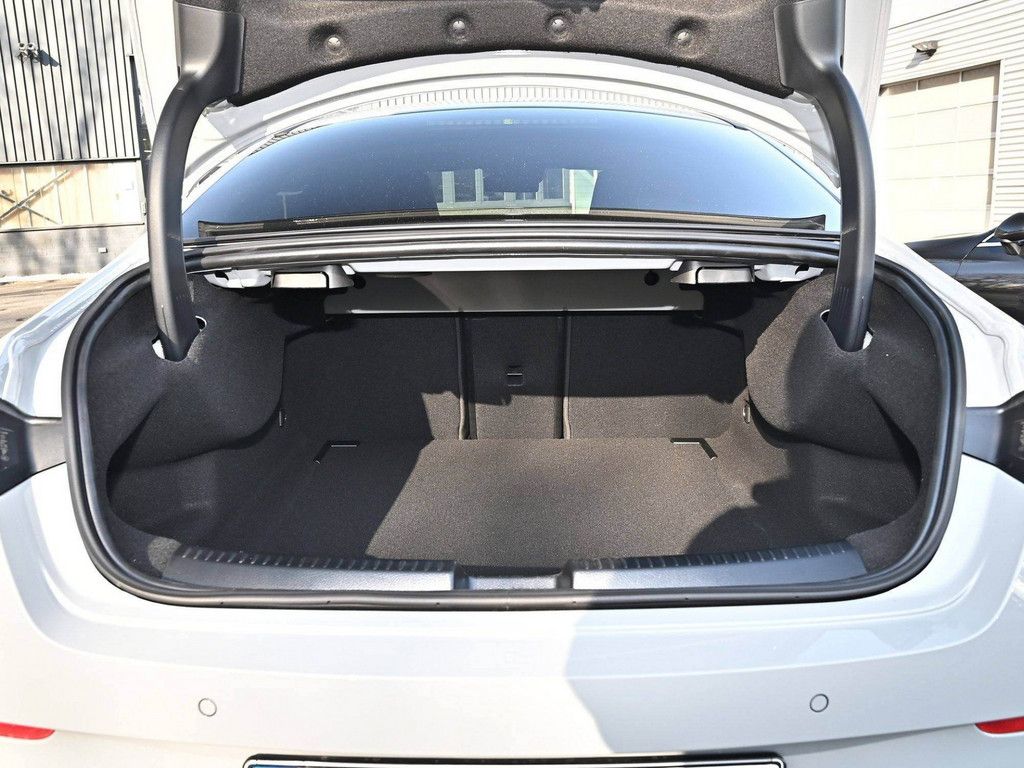 Mercedes-Benz CLA 180 2025