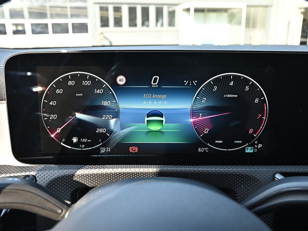 Mercedes-Benz CLA 180 2025