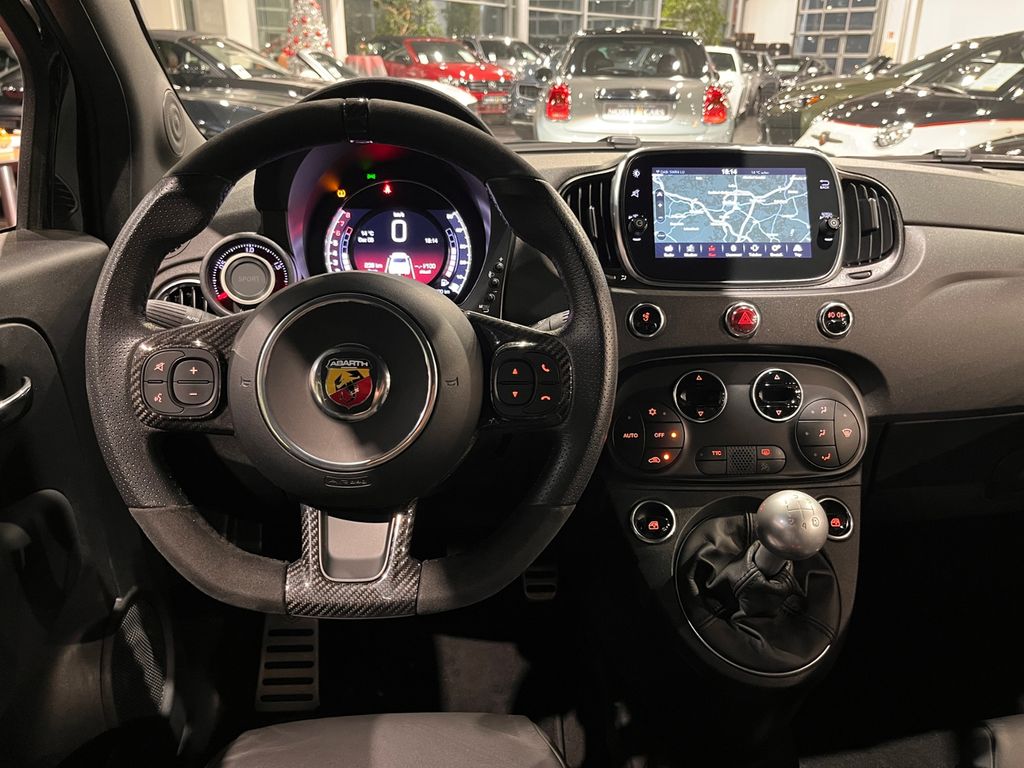 Abarth 595 2021