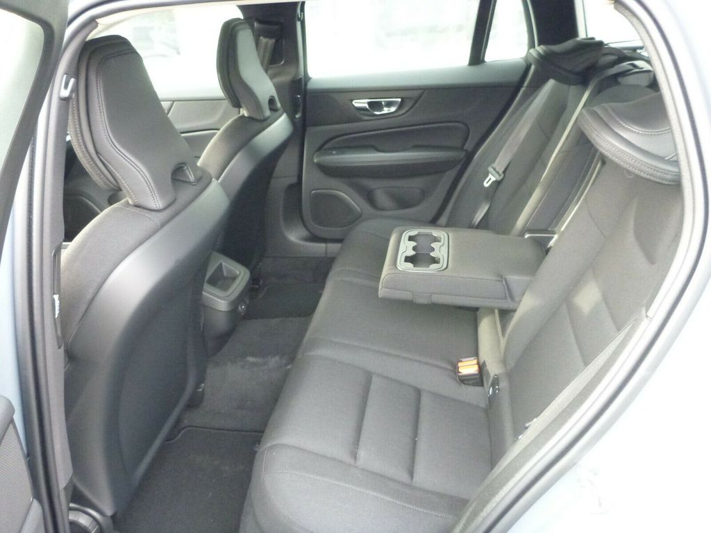 Volvo V60 2021