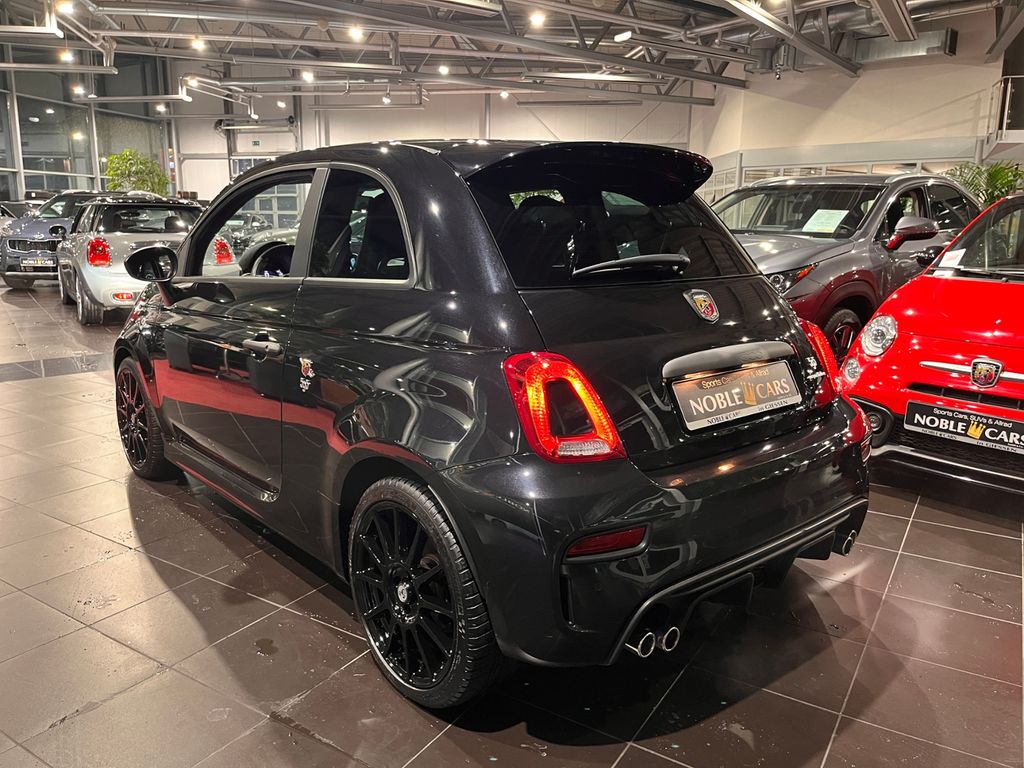 Abarth 595 2021
