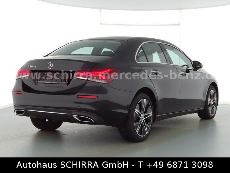 Mercedes-Benz A 250 2021