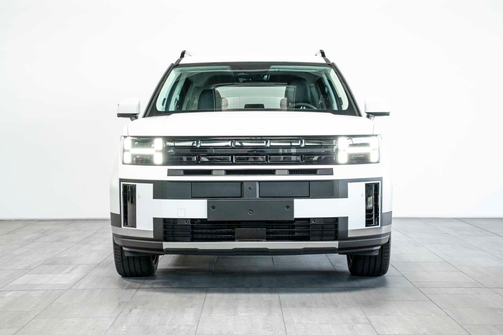 Hyundai SANTA FE 2025