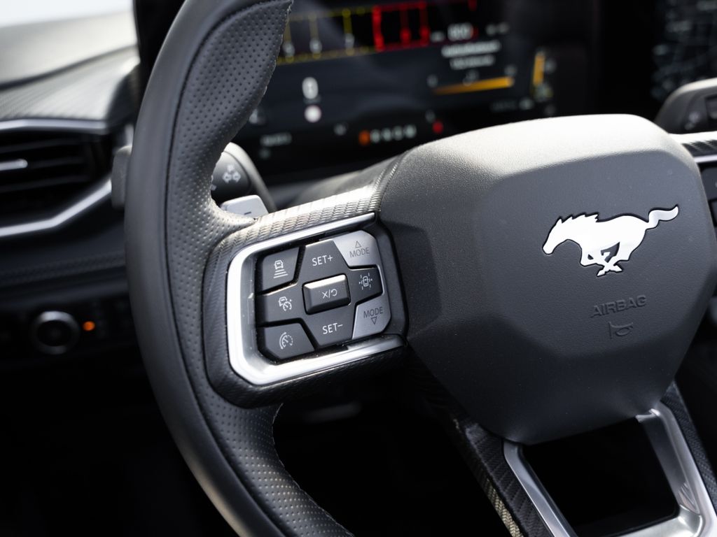 Ford Mustang 2024