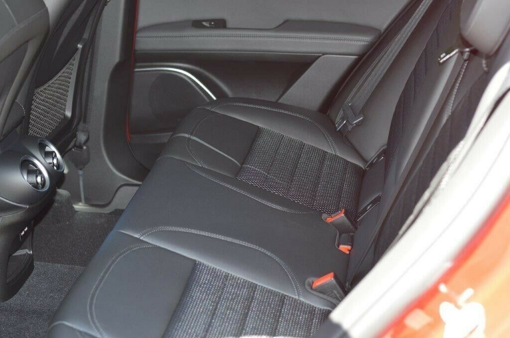 Alfa Romeo Stelvio 2021