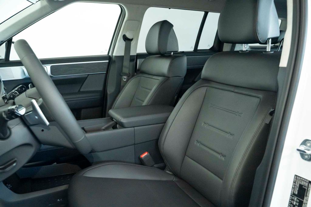 Hyundai SANTA FE 2025