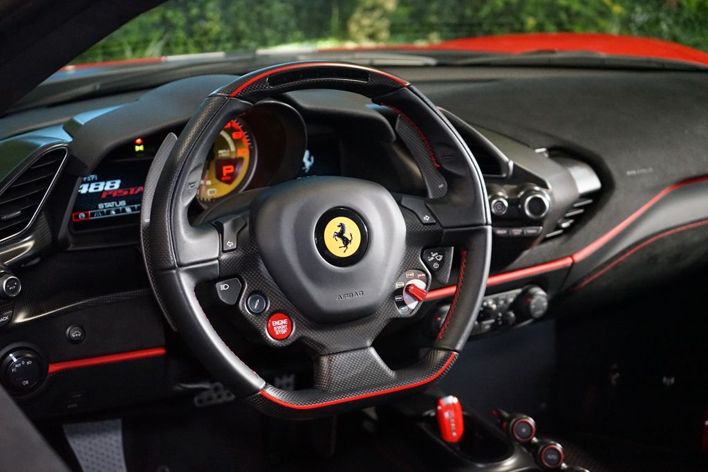 Ferrari 488 Pista 2020