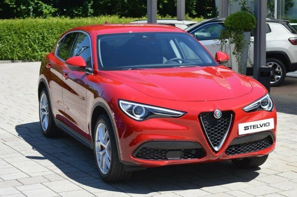 Alfa Romeo Stelvio 2021