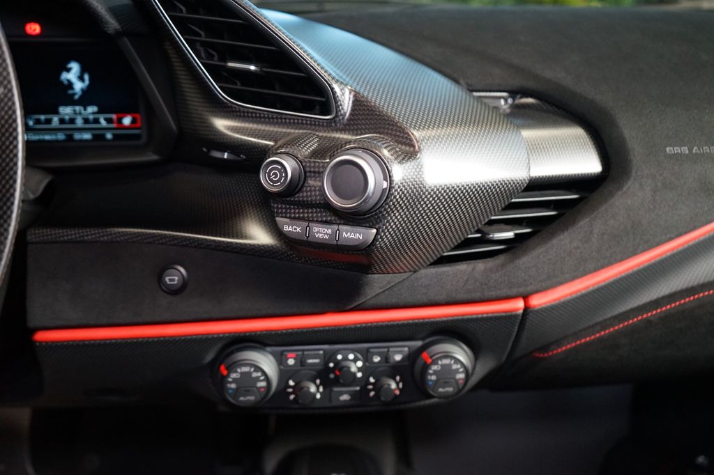 Ferrari 488 Pista 2020