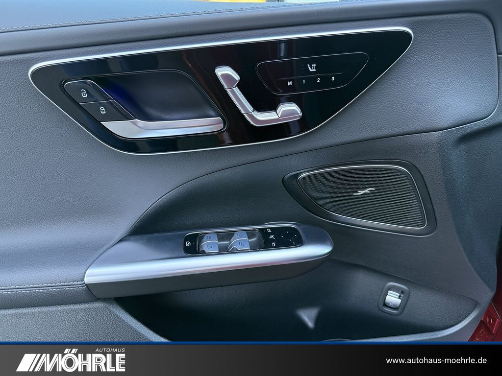 Mercedes-Benz C 300 2023