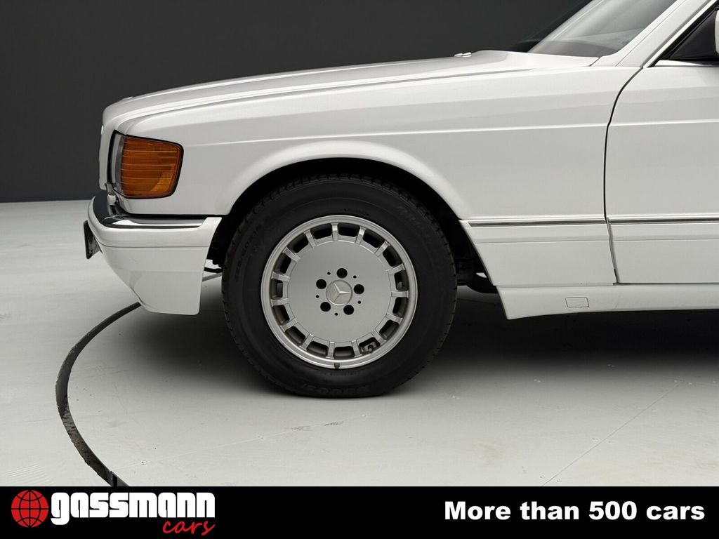 Mercedes-Benz 560 1989