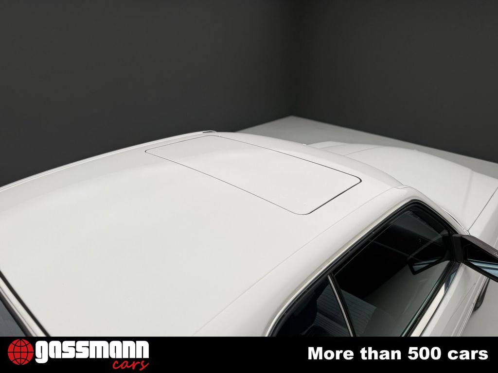 Mercedes-Benz 560 1989