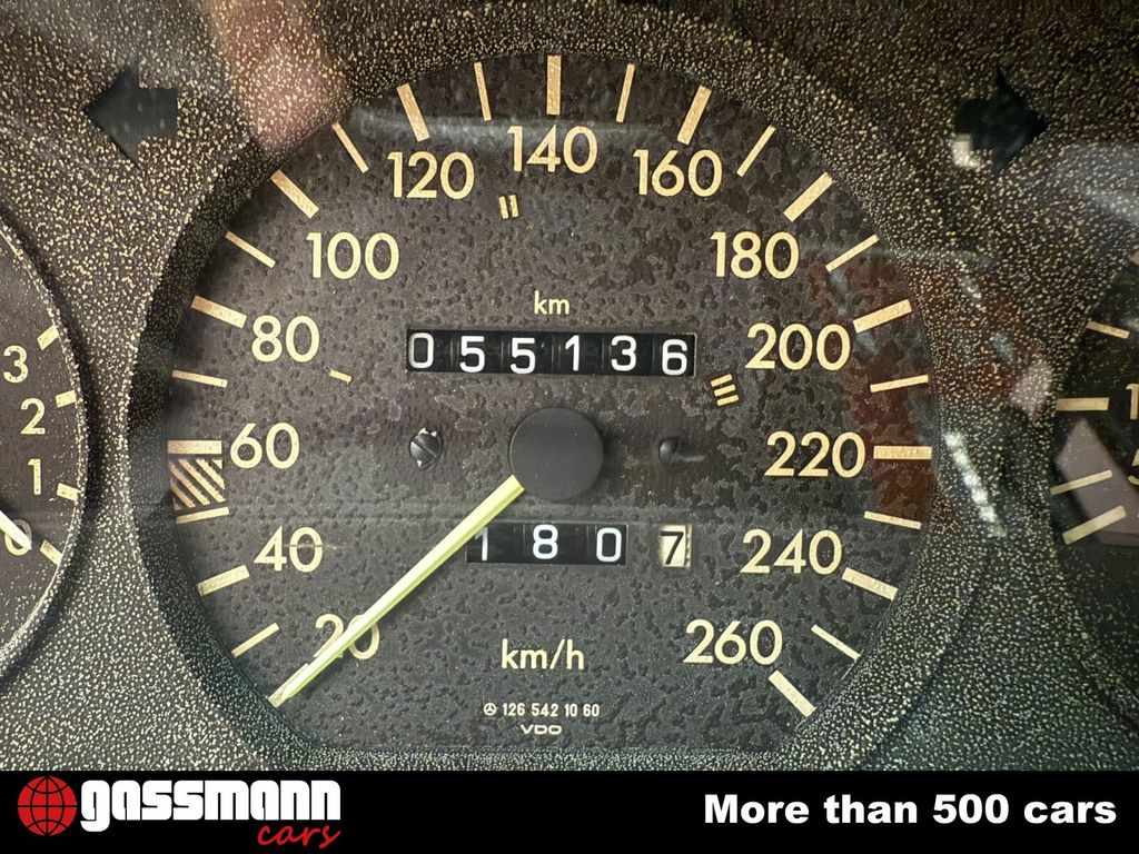 Mercedes-Benz 560 1989