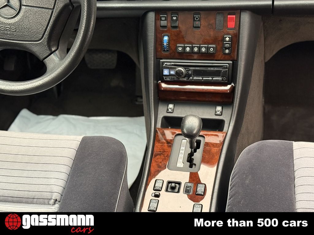 Mercedes-Benz 560 1989