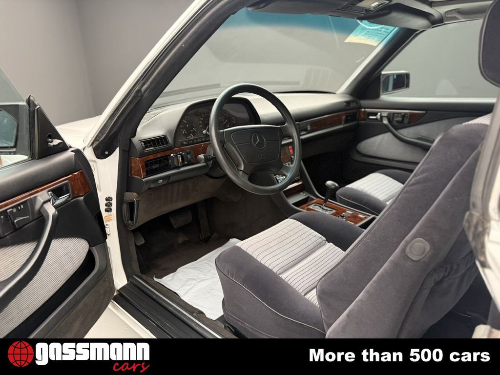 Mercedes-Benz 560 1989