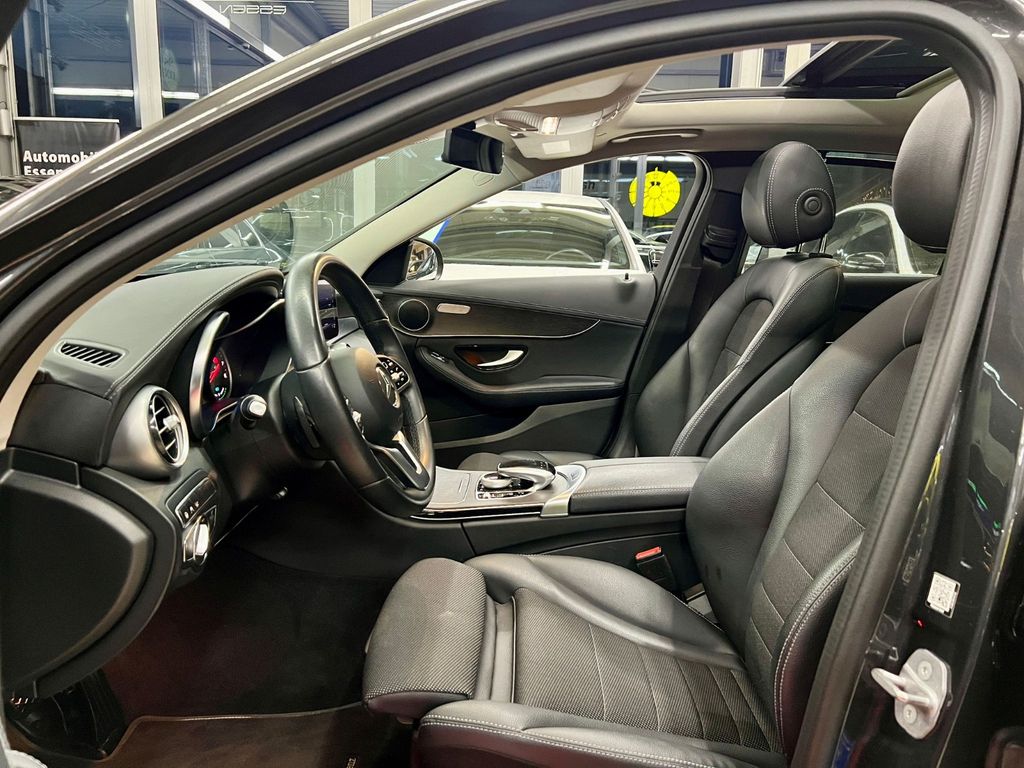 Mercedes-Benz C 300 2021