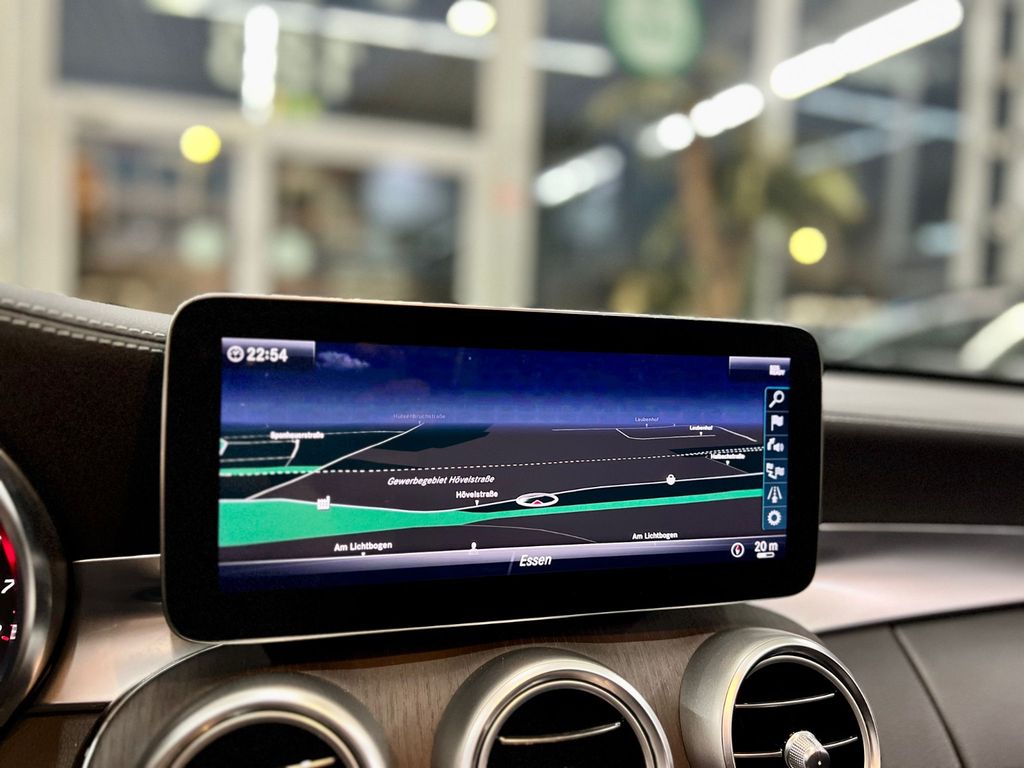 Mercedes-Benz C 300 2021