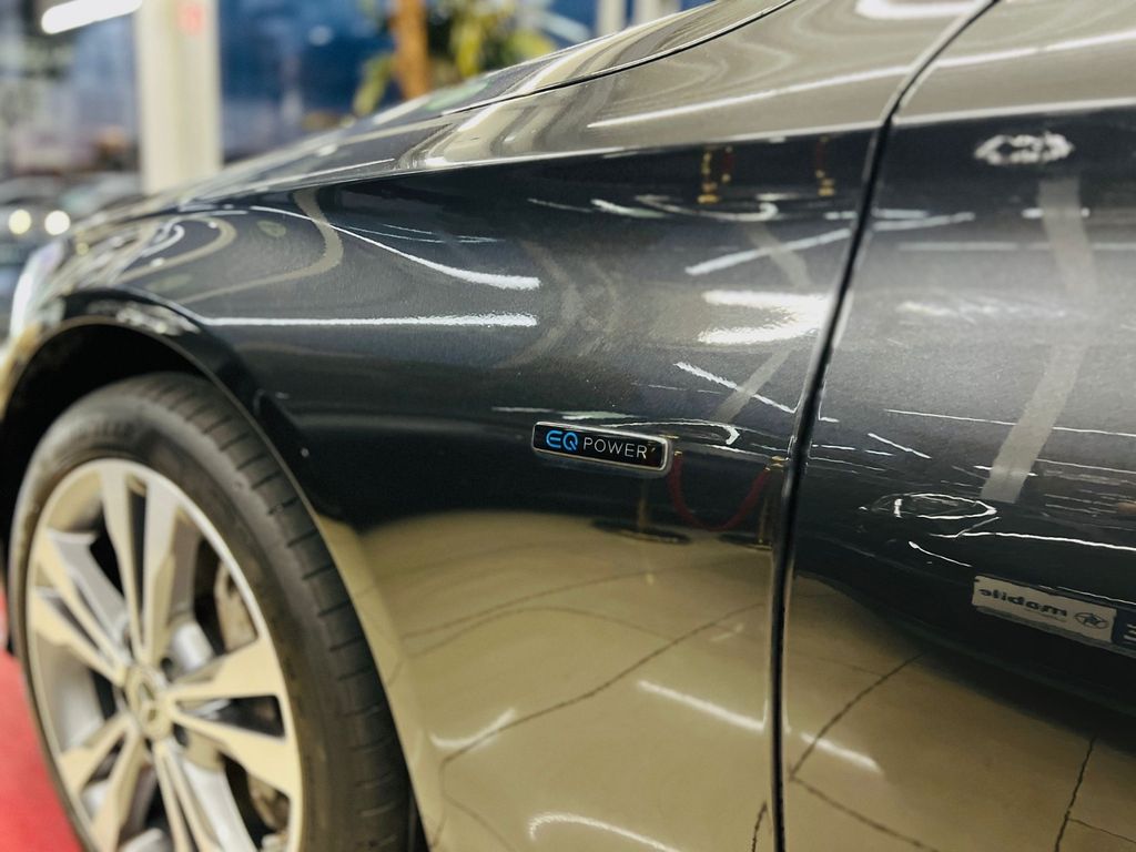 Mercedes-Benz C 300 2021