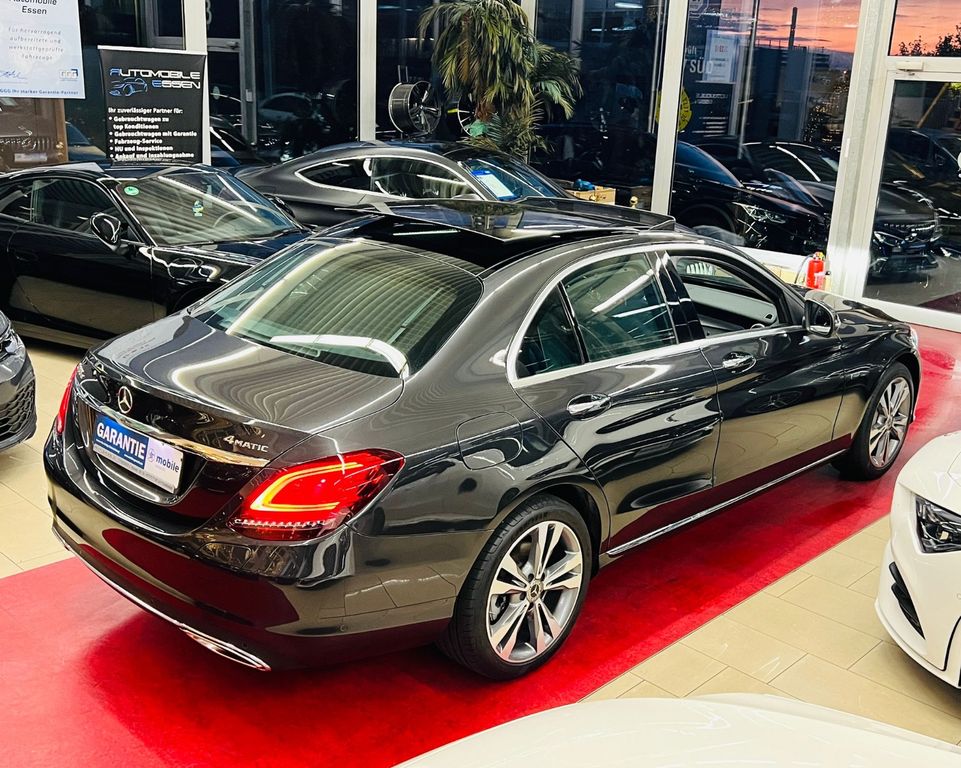 Mercedes-Benz C 300 2021