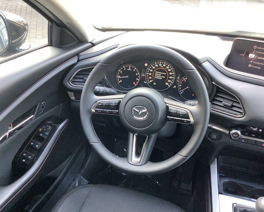 Mazda CX-30 2025