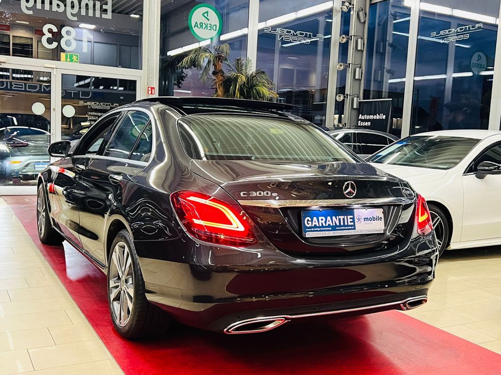Mercedes-Benz C 300 2021