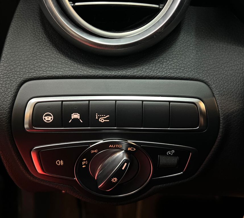 Mercedes-Benz C 300 2021