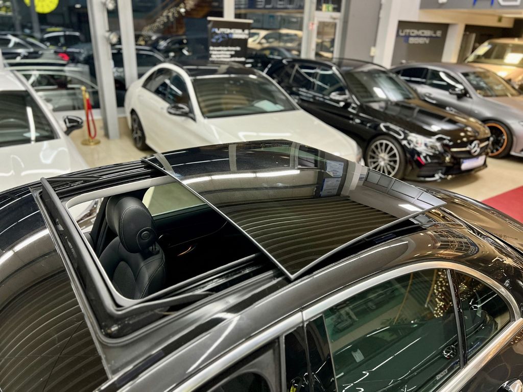 Mercedes-Benz C 300 2021