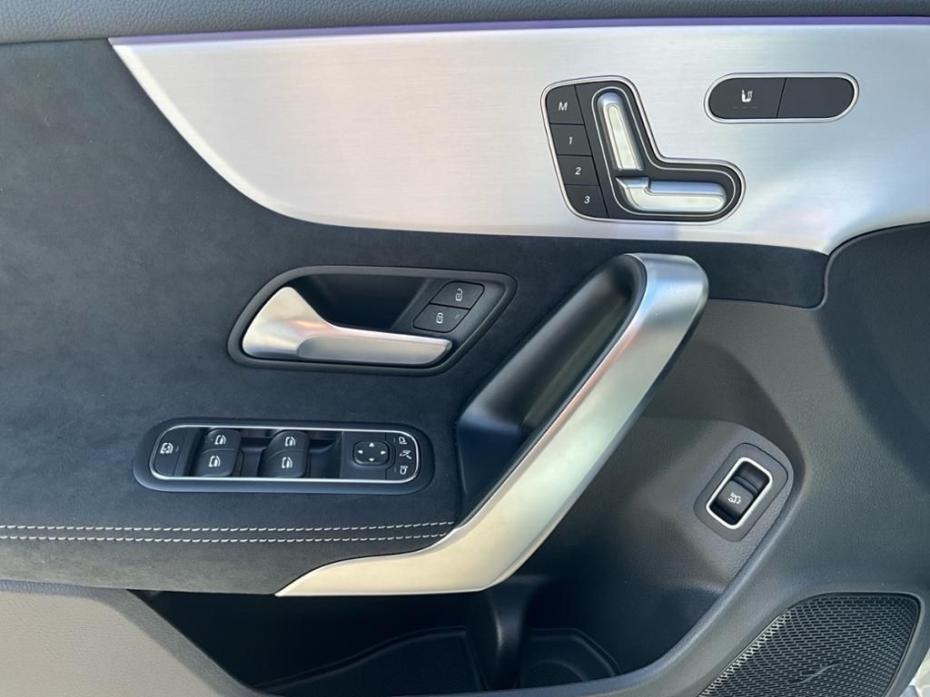 Mercedes-Benz CLA 220 Shooting Brake 2025