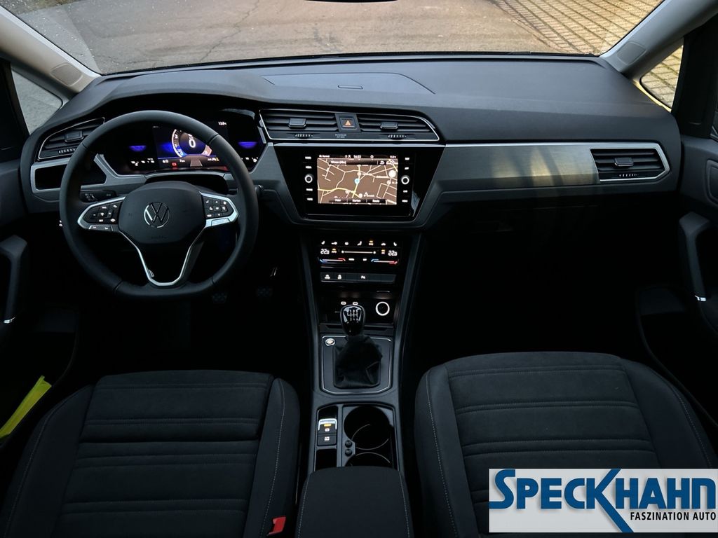 Volkswagen Touran 2024