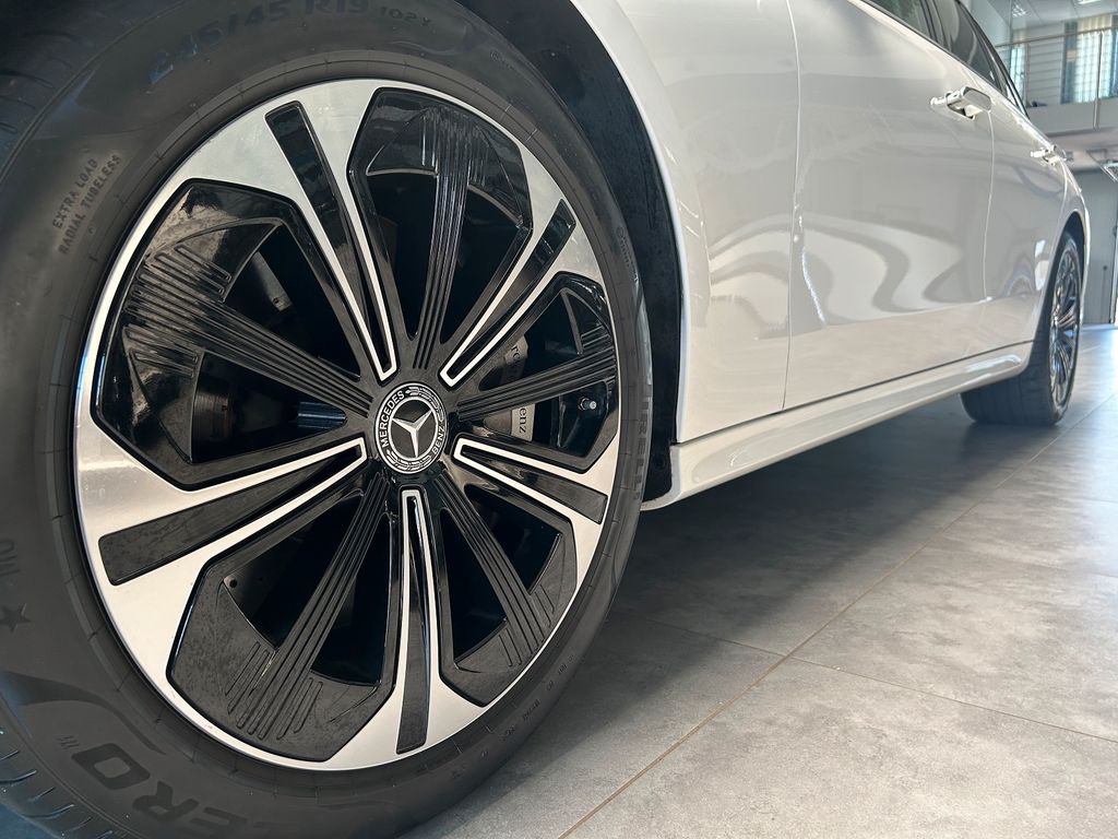 Mercedes-Benz E 300 2024