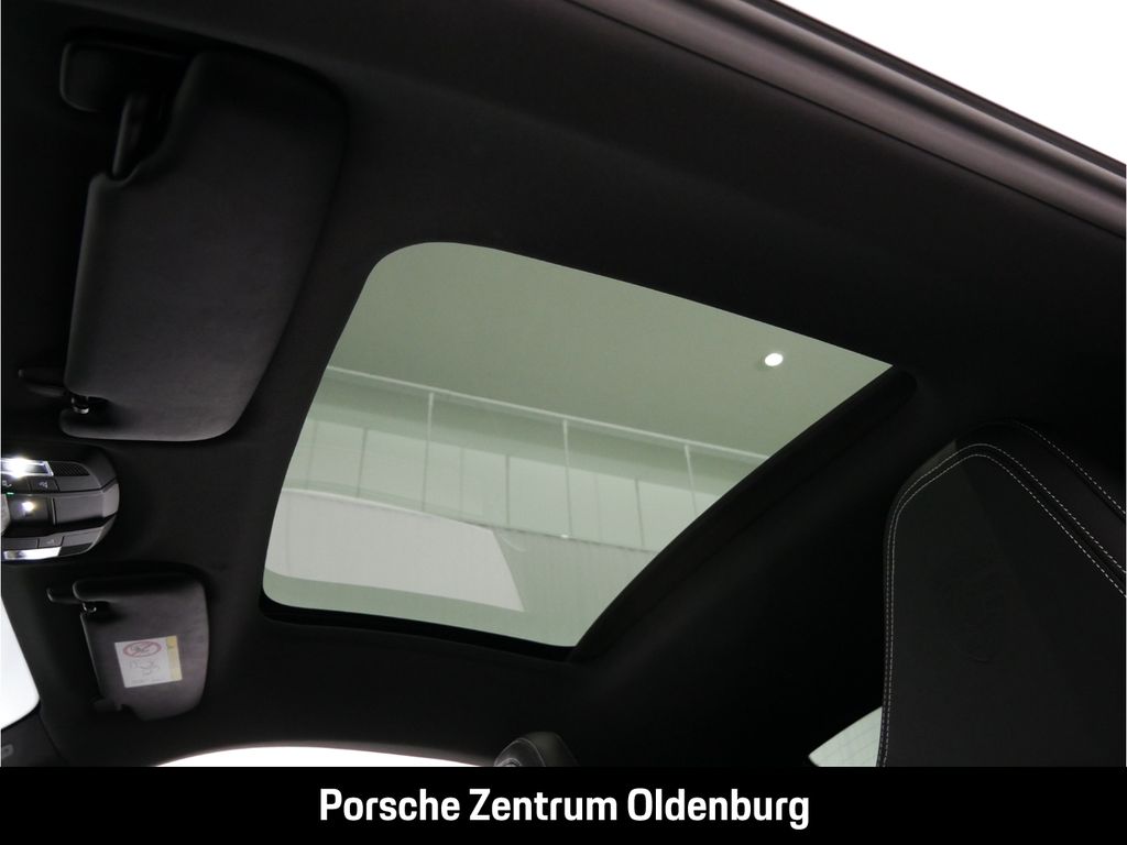 Porsche 992 2025